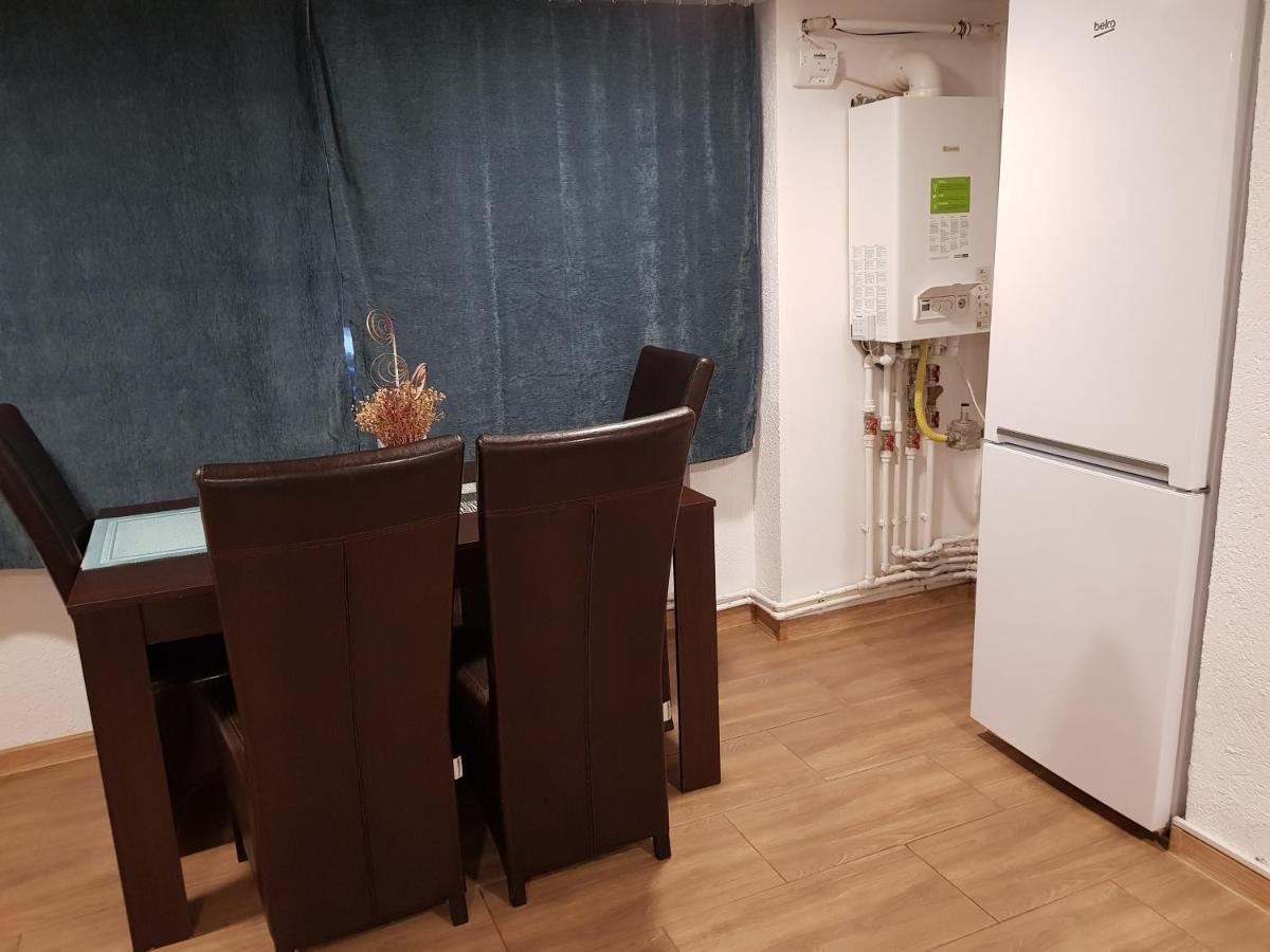 Casa Gina Lejlighed Arad Eksteriør billede